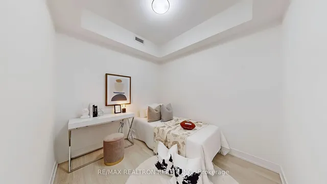 Additional image 17 of 30 Inn On The Park Dr Unit 305