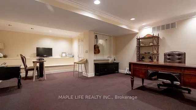 Additional image 30 of 11 Dewbourne Ave