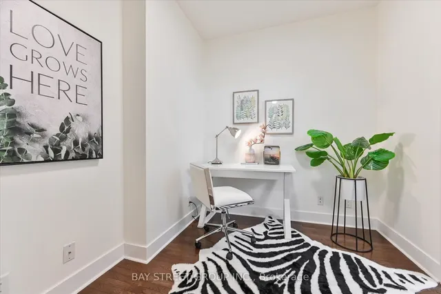 Additional image 11 of 26 Norton Ave Unit 1009