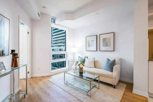 Additional image 6 of 60 Annie Craig Dr Unit 513