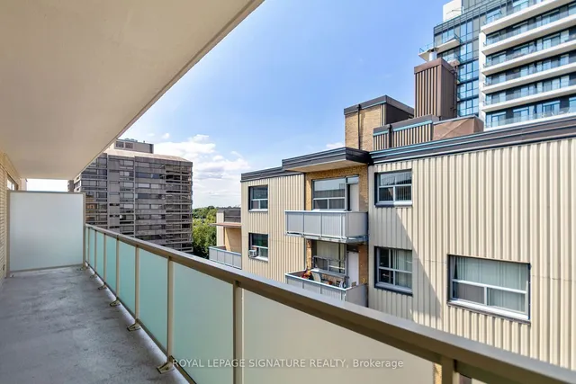 Additional image 25 of 581 Avenue Rd Unit 1104