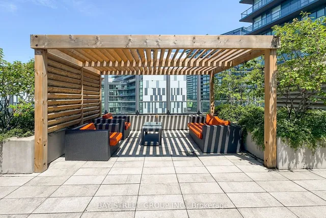 Additional image 30 of 20 Bruyeres Mews Unit 616