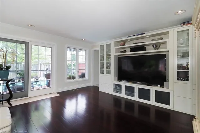 Additional image 20 of 718 Rockway Dr