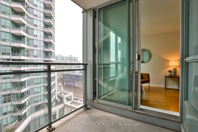 Additional image 22 of 230 Queens Quay Unit 820