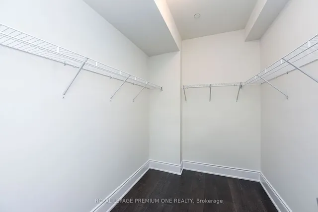 Additional image 33 of 71 Elder Ave Unit 64