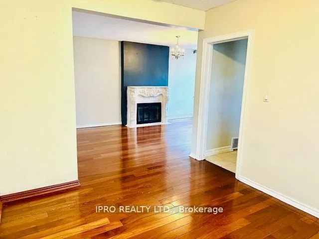 Additional image 9 of 122 Milton St