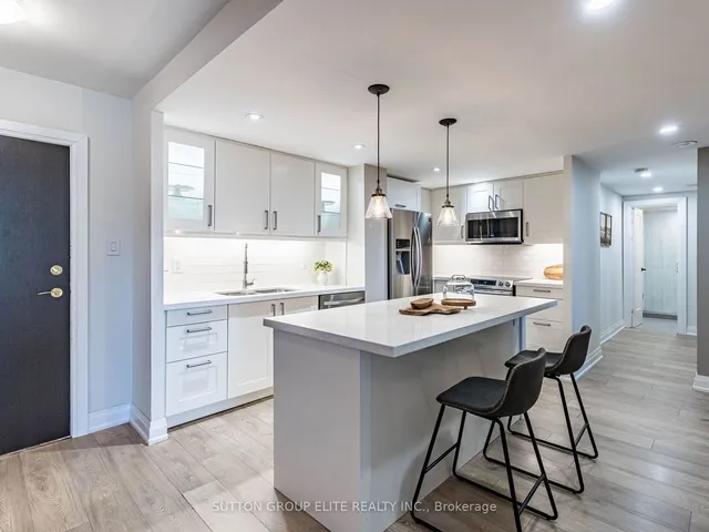 Additional image 9 of 820 Burnhamthorpe Rd Unit 1605