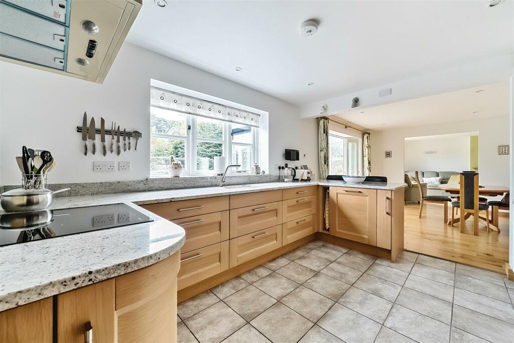 Additional image 4 of Church Walk, Marston Magna