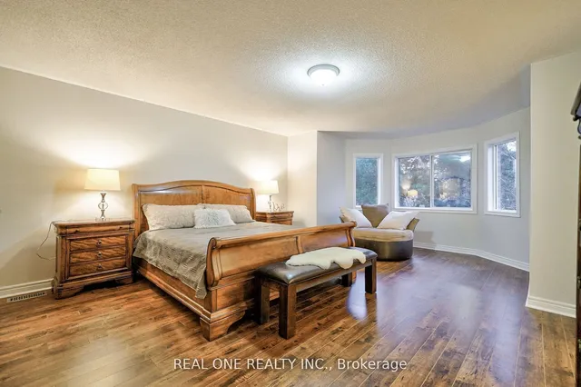 Additional image 24 of 41 Timbercreek Crt