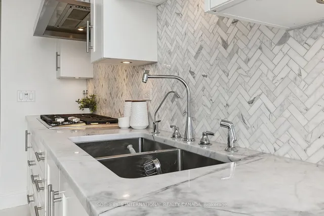 Additional image 18 of 183 Wellington St Unit 3802