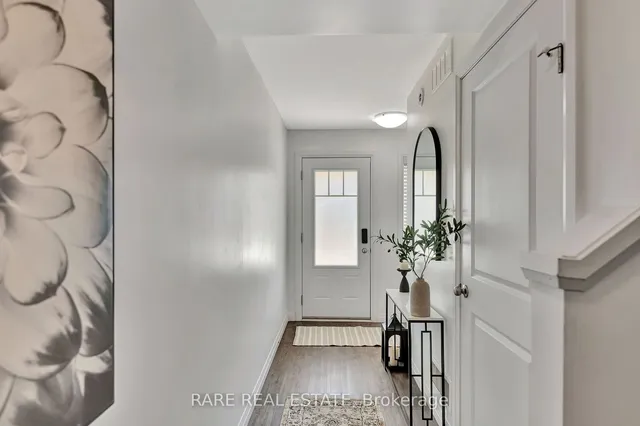 Additional image 14 of 24 Morrison Rd Unit B14