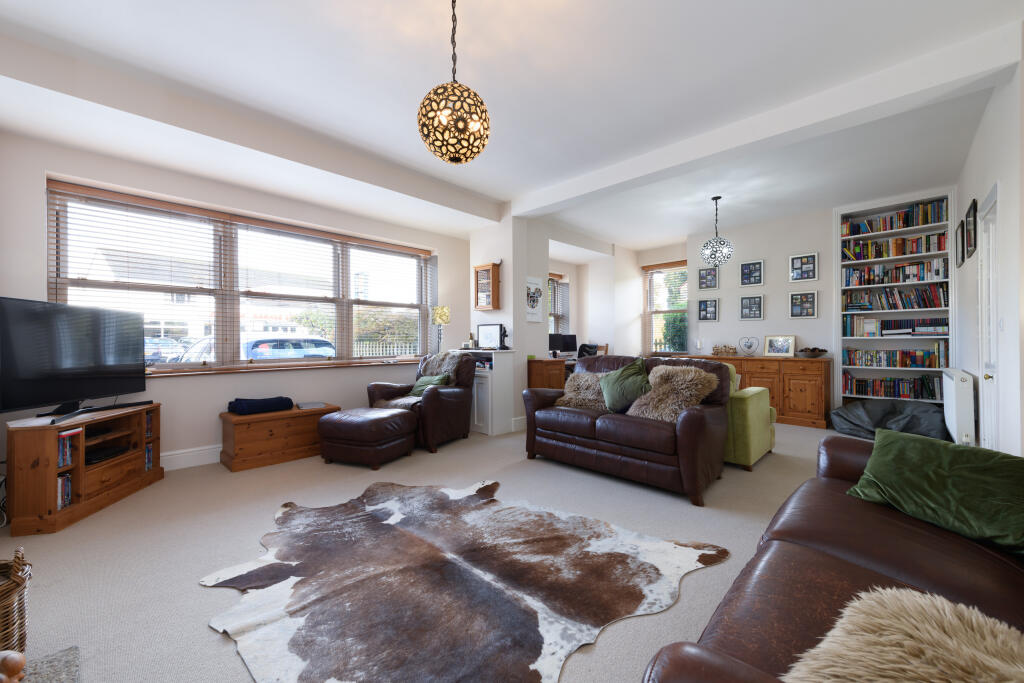 Additional image 6 of Wraxhill Road, Street