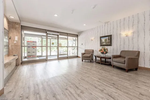 Additional image 11 of 3227 King St Unit 301