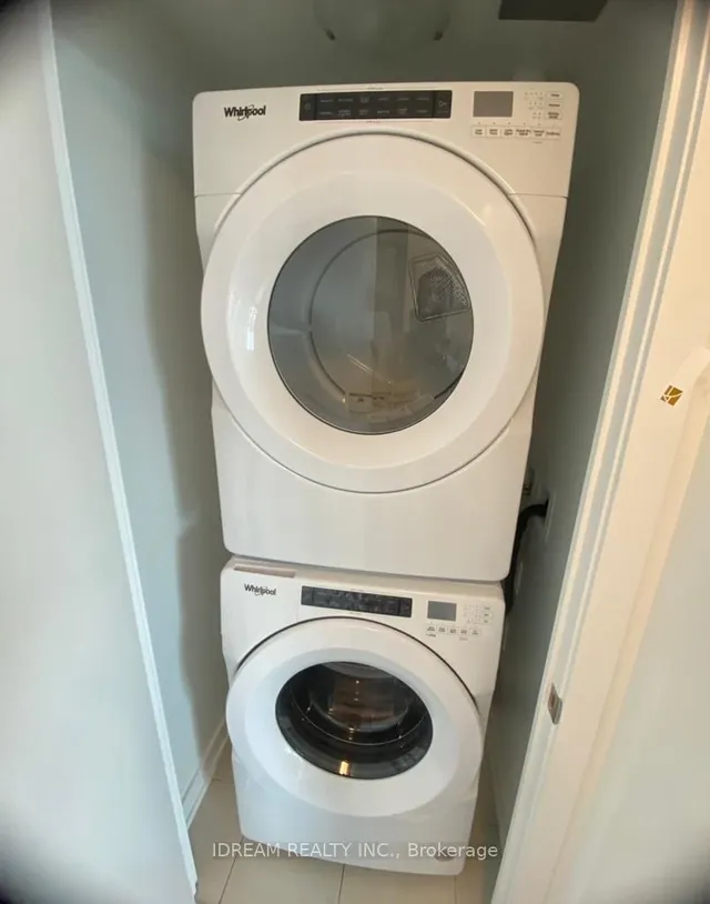 Additional image 15 of 55 Duke St Unit 2310