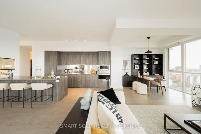 Additional image 14 of 609 Avenue Rd Unit 1903