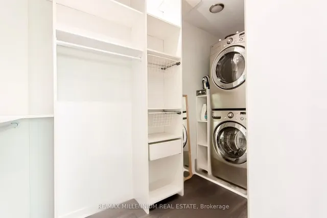 Additional image 13 of 250 Manitoba St Unit 827