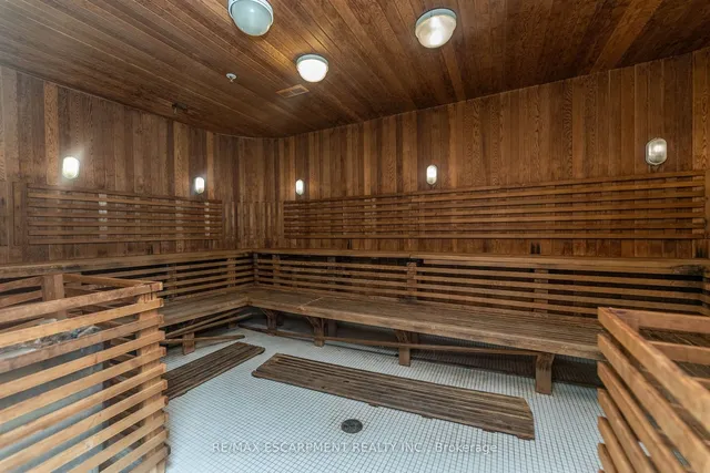 Additional image 27 of 14 York St Unit 5110