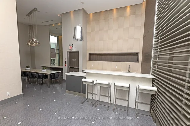 Additional image 36 of 500 Sherbourne St Unit 1301