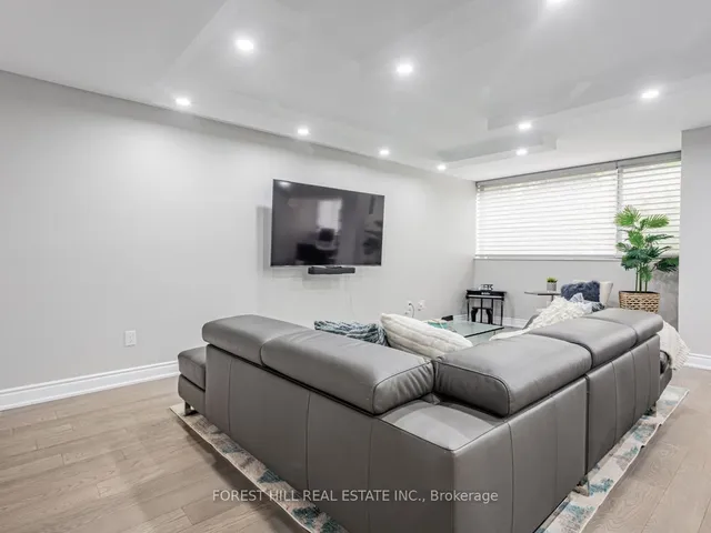Additional image 6 of 15 Mcmurrich St Unit 201