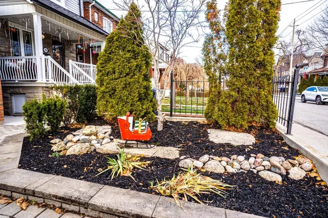 Additional image 30 of 98 Earlscourt Ave