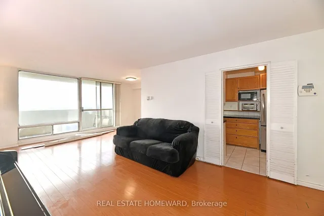 Additional image 2 of 1 Massey Sq Unit 2410