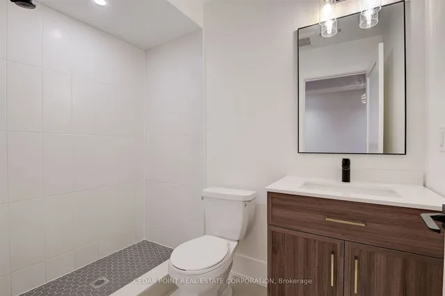 Additional image 37 of 15 Drury Lane