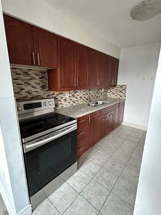 Additional image 16 of 100 Dundalk Dr Unit 708