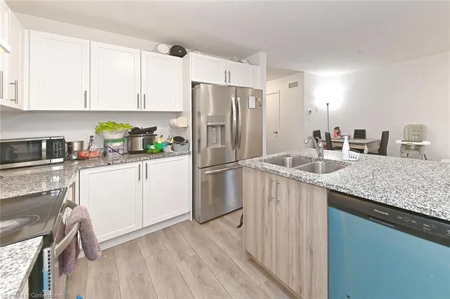 Additional image 12 of 32 Pony Way