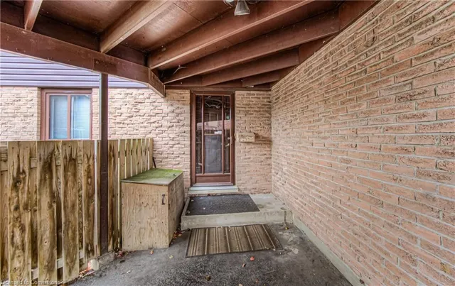 Additional image 28 of 28 Underhill Cres Unit 11