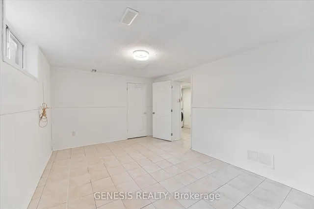 Additional image 28 of 33 Holcolm Rd