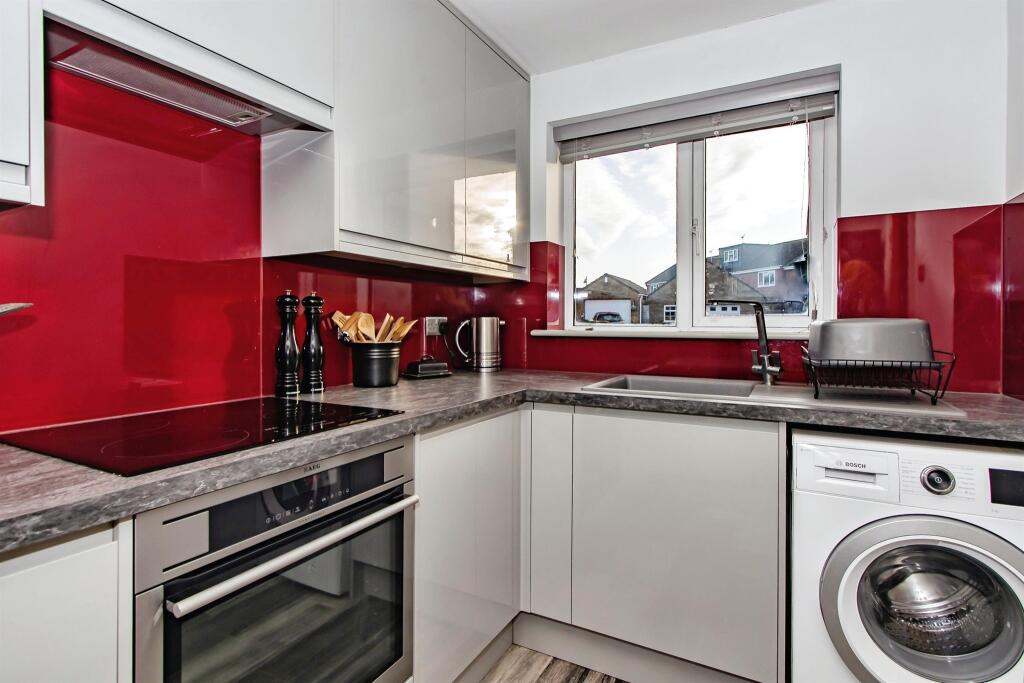 Additional image 18 of Broadleaze, Yeovil