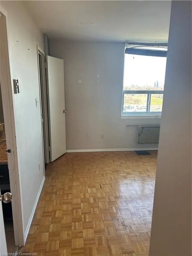 Additional image 11 of 511 The West Mall Unit 1112