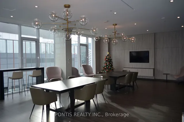 Additional image 28 of 357 King St Unit 1204