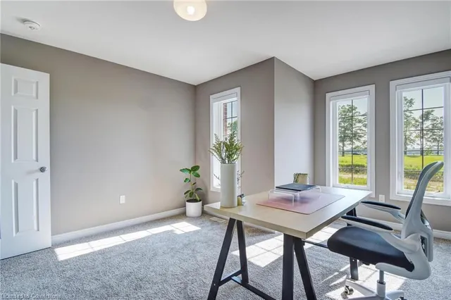 Additional image 28 of 39 Broadacre Dr