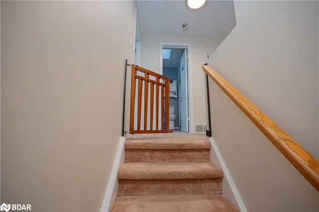 Additional image 13 of 92 Highland Cres