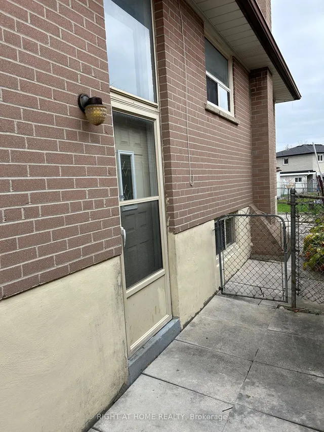 Additional image 4 of 65 Primula Cres