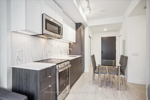 Additional image 22 of 500 Dupont St Unit 610