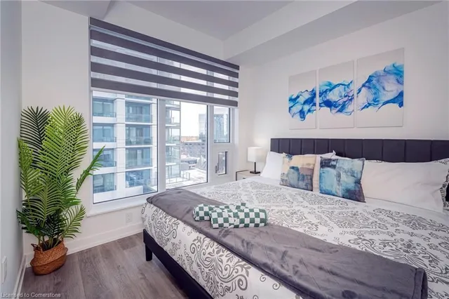 Additional image 29 of 15 Wellington St Unit 612