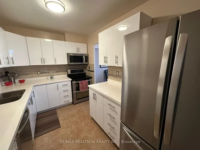 Additional image 9 of 60 Pavane Linkway Way Unit 106