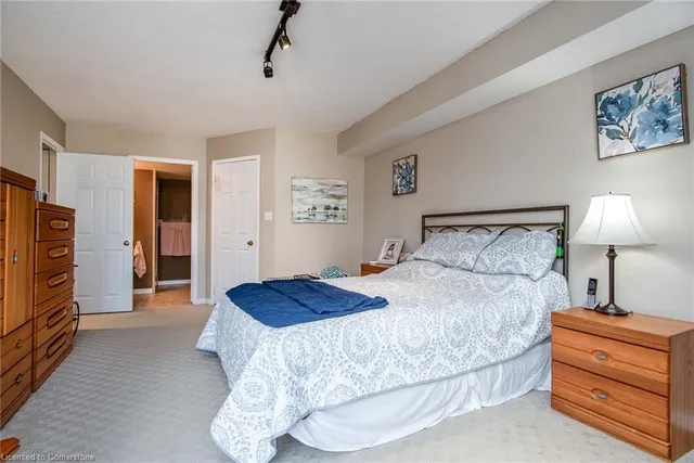 Additional image 12 of 3267 King St Unit 204