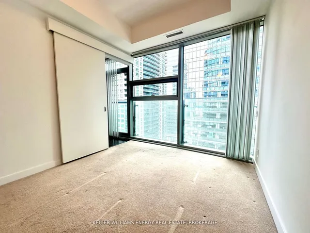 Additional image 14 of 12 York St Unit 1409