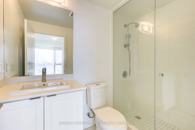 Additional image 26 of 55 Duke St Unit 1701