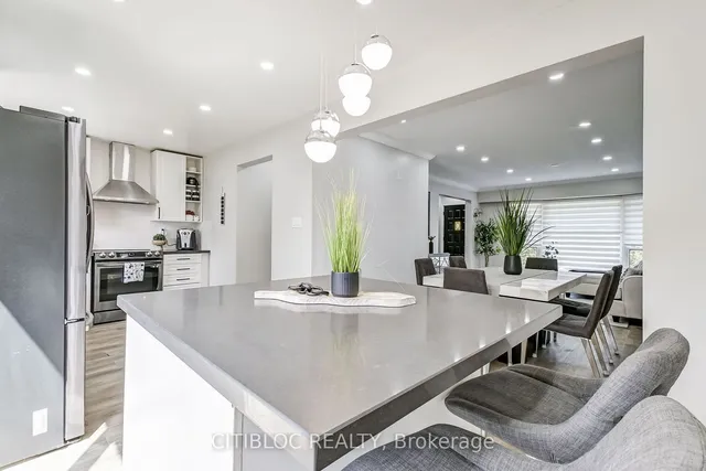 Additional image 11 of 28 Navenby Cres