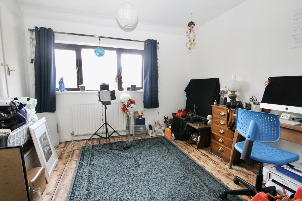 Additional image 5 of Wells