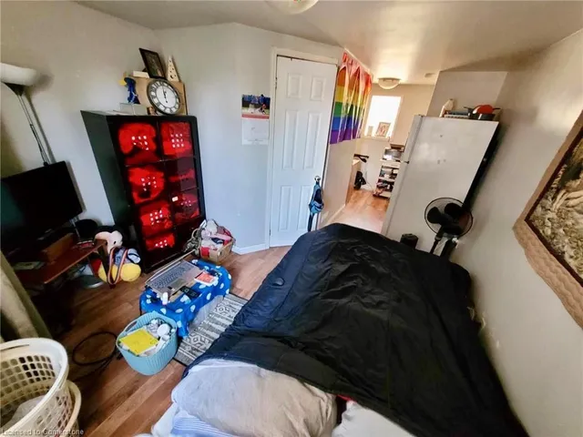 Additional image 31 of 15 Cornell Ave