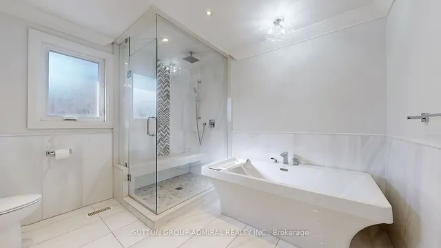 Additional image 26 of 42 Evanston Dr