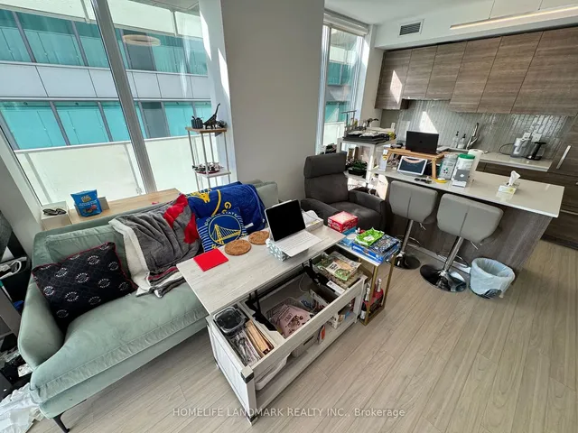 Additional image 17 of 200 Bloor St Unit 401