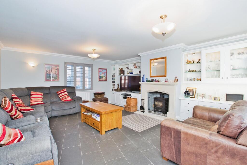 Additional image 8 of Emletts Way, Yeovil