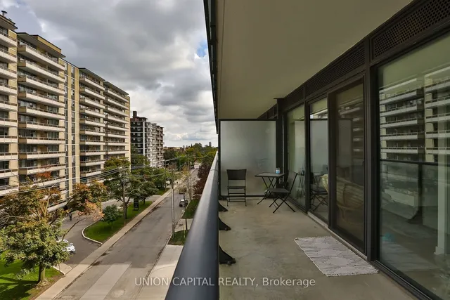 Additional image 21 of 185 Roehampton Ave Unit 406