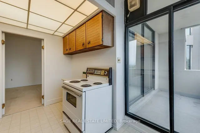 Additional image 13 of 86 Gloucester St Unit 805